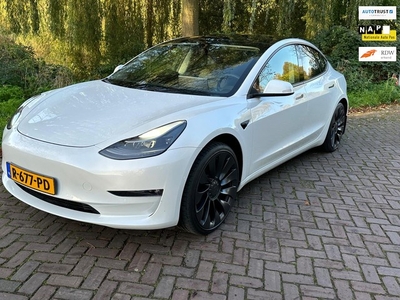 Tesla MODEL 3 Performance 513 pk autopilot 1 Eig. 19000 km