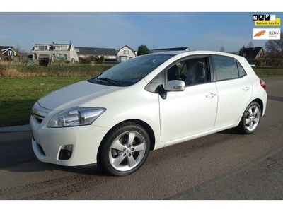 Toyota Auris 1.8 Full Hybrid Executive