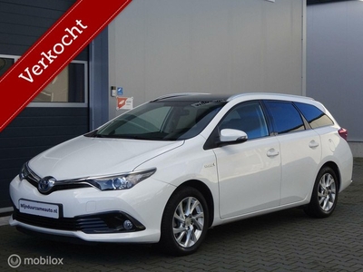 Toyota Auris 1.8 Hybrid Aut. Station, Pano, Camera, Navi