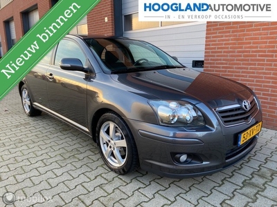 Toyota Avensis 1.8 VVTi Luna