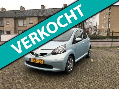 Toyota Aygo 1.0-12V 5 DRS AIRCO STUURBEKRACHTING KM 51280