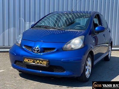 Toyota Aygo 1.0 12v VVT-i Sport Cruise Control Airco NAP