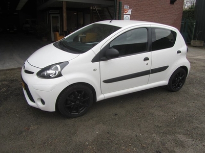 Toyota Aygo 1.0 5 deurs airco