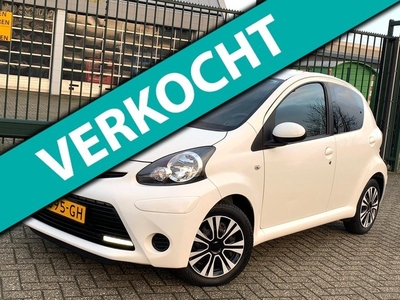 Toyota Aygo 1.0 VVT-i Aspiration 5-DR l AIRCO l APK 08-2021