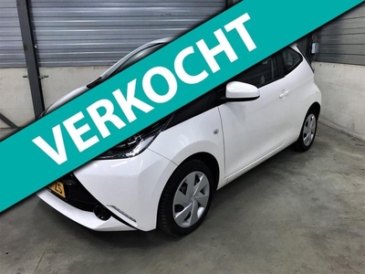 Toyota Aygo 1.0 VVT-i x AIRCO NAP 2 jaar fabrieksgarantie