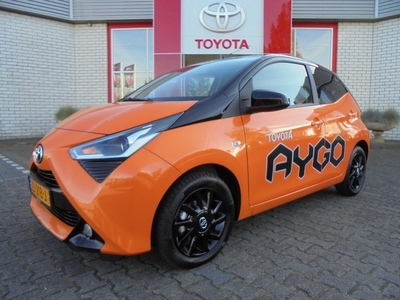 Toyota Aygo 1.0 VVT-i x-cite Airco, parkeercamera &