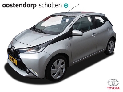 Toyota Aygo 1.0 VVT-i x-play ACTIE / 500,- EXTRA INRUIL /