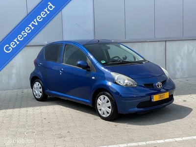 Toyota AYGO Airco/5DR/Toerenteller/Radio