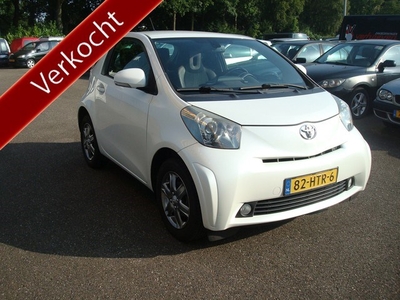 Toyota iQ 1.0 VVTi Aspiration - Paarlemoer wit - 2e