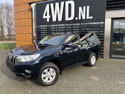 Toyota Land Cruiser 2.8 D-4D AUT 5 DRS SWVAN CUSTOM EDITION