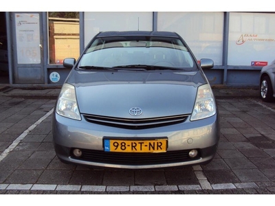 Toyota Prius 1.5 VVT-i