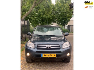 Toyota RAV4 2.2 D4-D D-CAT Executive