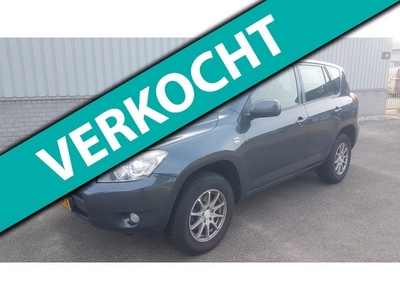 Toyota RAV4 2.2 D4D Linea Sol