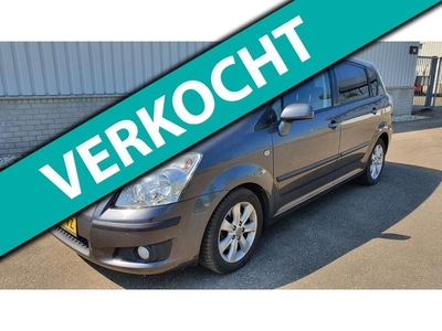 Toyota Verso 2.2 D-4D Luna