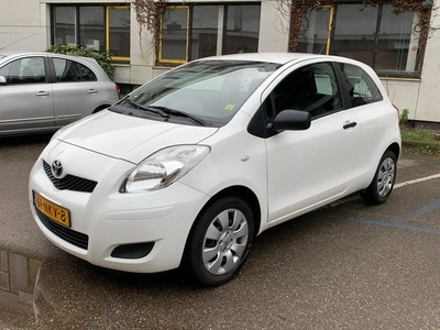 Toyota Yaris 1.0 VVT-i Access / Airco/ Cruise