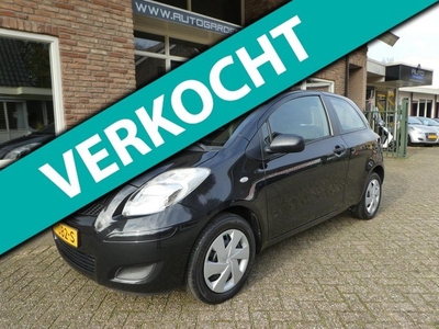 Toyota Yaris 1.0 VVTi Acces Airco