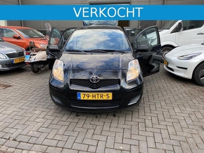 Toyota Yaris 1.3 16v VVT-i Comfort VERKOCHT