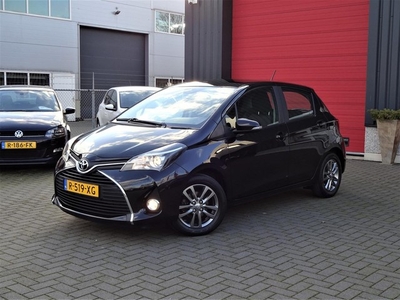 Toyota Yaris 1.3 VVT-i Dynamic,LM-Velgen,Airco,Camera