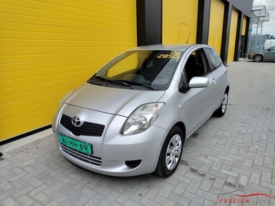 Toyota YARIS 1.3 VVTi Sol