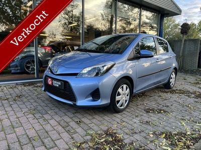 Toyota Yaris 1.5 Full Hybrid Aspiration *verkocht*