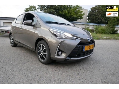 Toyota Yaris 1.5 Hybrid Active gloednieuw! Het goedkoopst!