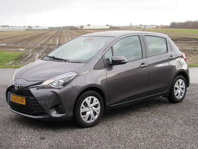 Toyota Yaris 1.5 VVT-i Active AUTOMAAT AIRCO-ECC CRUISE