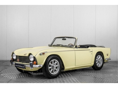 Triumph TR5 TR250 overdrive . (bj 1968)