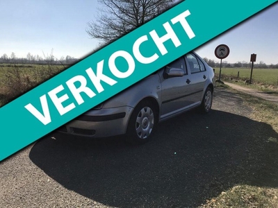 Volkswagen Bora 2.0 Nieuwe APK Inruil is mogelijk