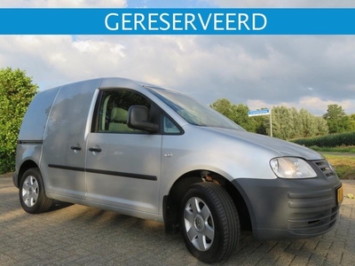 Volkswagen Caddy 1.6i 102pk Benzine met Vele Opties !