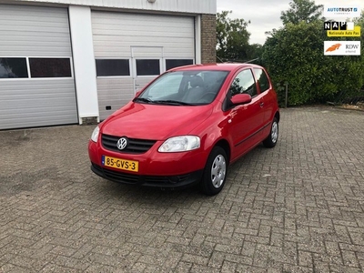 Volkswagen Fox 1.2 Trendline Nieuwe APK! Bj 2008