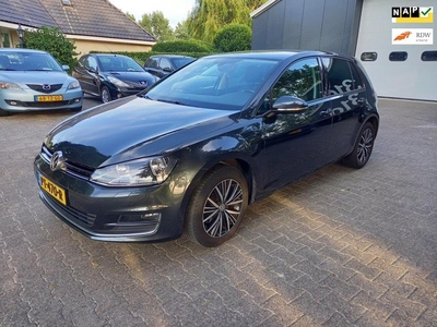 Volkswagen Golf 1.2 TSI bj 2017 clima/navi