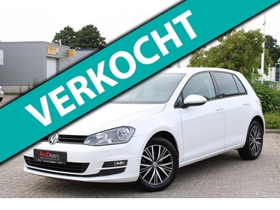 Volkswagen Golf 1.2 TSI Comfortline l NAVI l CAMERA l PDC