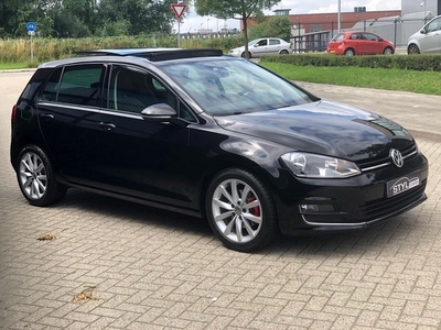 Volkswagen Golf 1.2 TSI Highline AUTOMAAT- PANORAMADAK