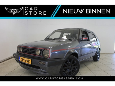 Volkswagen Golf 1.3 CL Inj. / PDC / SPORT / SMOKE / ELEK.