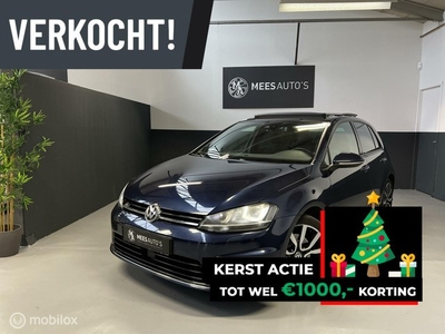 Volkswagen Golf 1.4 TSI ACT Highline R-line Pano ,Lane asist