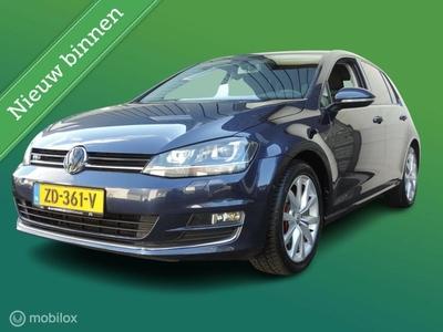 Volkswagen Golf 1.4 TSI AUT. R-LINE 5 drs,Navi,Xenon,17inch.