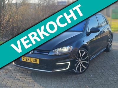 Volkswagen Golf 1.4 TSI GTE PANO KEYLESS LEDER VOL!