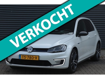 Volkswagen Golf 1.4 TSI GTE PANO / NAVI / VOL!