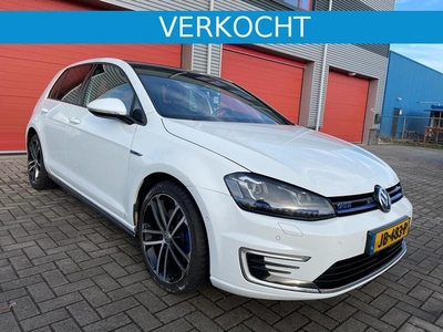 Volkswagen Golf 1.4 TSI GTE VERKOCHT!!PANORAMADAKRUISE