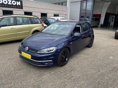 Volkswagen Golf 1.5 TSI Highline Business R