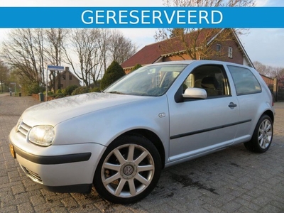 Volkswagen Golf 1.6-16V 105pk met Airco, Cruise &