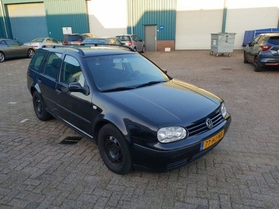 Volkswagen Golf 1.6-16V Trendline airco