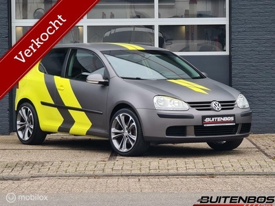 Volkswagen Golf 1.6 Comfortline Business