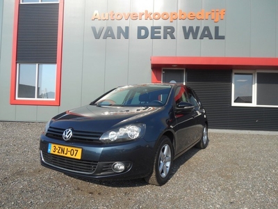 Volkswagen Golf 1.6 TDI Highline