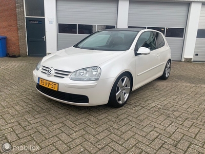 Volkswagen Golf 1.9 TDI 230PK+