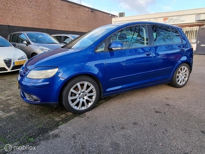 Volkswagen Golf 2.0 FSI Sportline 4M Vele Extra's.