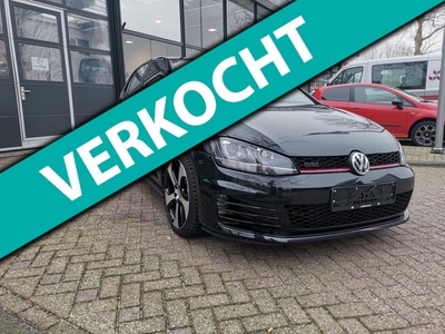 Volkswagen Golf 2.0 GTI 220 PK met SFEERVERLICHTING