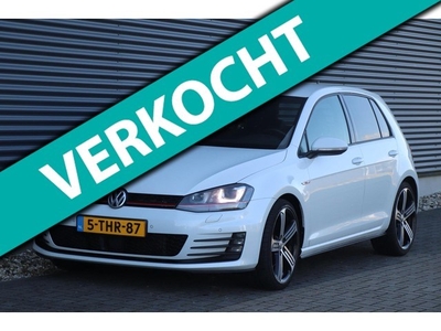 Volkswagen Golf 2.0 TSI GTI - Parelmoer wit - dealer