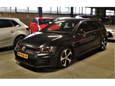 Volkswagen Golf 2.0 TSI GTI PERFORMANCE Xenon Navi