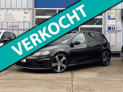 Volkswagen Golf 2.0 TSI R 4Motion / 300PK / ACC / Race Mode / Verlaagd /